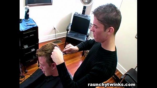 Роговой Гей удары Его Милые парикмахер в В салон