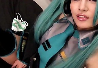 Hatsune Miku cosplayer la masturbación 5 min
