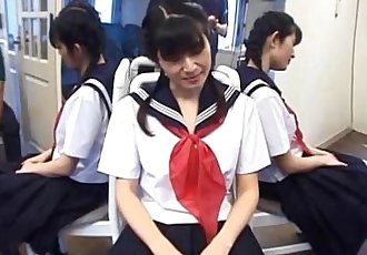 किशोरी Kazuha प्यार करता है मैस्टर्बेटिंग पर स्कूल 8 मिन