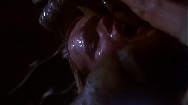 galaxy de el terror (1981) la violación gusano