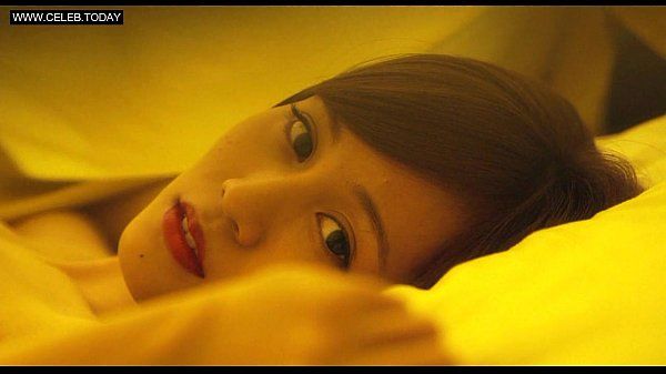 eu Woo Lee Asiatische girl, Big Titten explicit Sex Szenen Sayonara Kabukicho (2014)