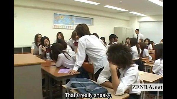 японский Школьница раздели :по: одноклассников