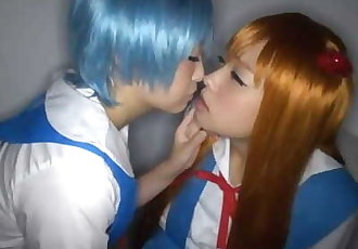 cosplayers japanese lesbian