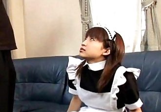 japonais adolescent Donner Un chaud pipe femme de ménage non censurée 7 min