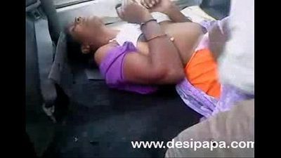 tamil :Esposa: Consigue bigtits pulsa en Coche :Por: Ex amante 2 min