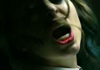 intihar takım porno Müzik Video bir Harley Quinn haraç