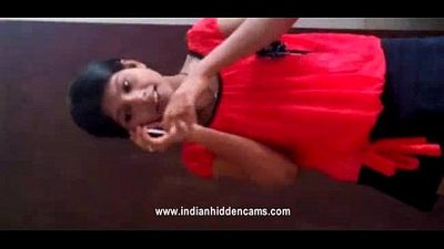 junge sexy Indische teen Strippen Nackt Während Nehmen auf die Telefon 1 min 11 sec