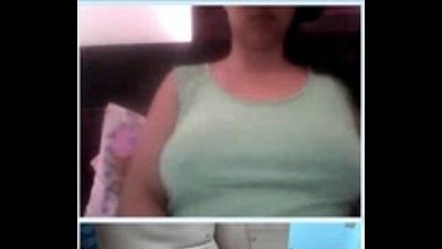 बड़े स्तन किशोरी मुश्किल निपल्स पर Omegle के amateurmatchx.com 2 मिन
