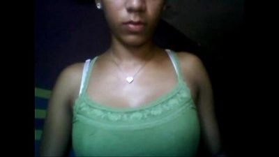 لطيف المكسيكي في سن المراهقة مثالية الثدي morecamgirls.com 26 ثانية