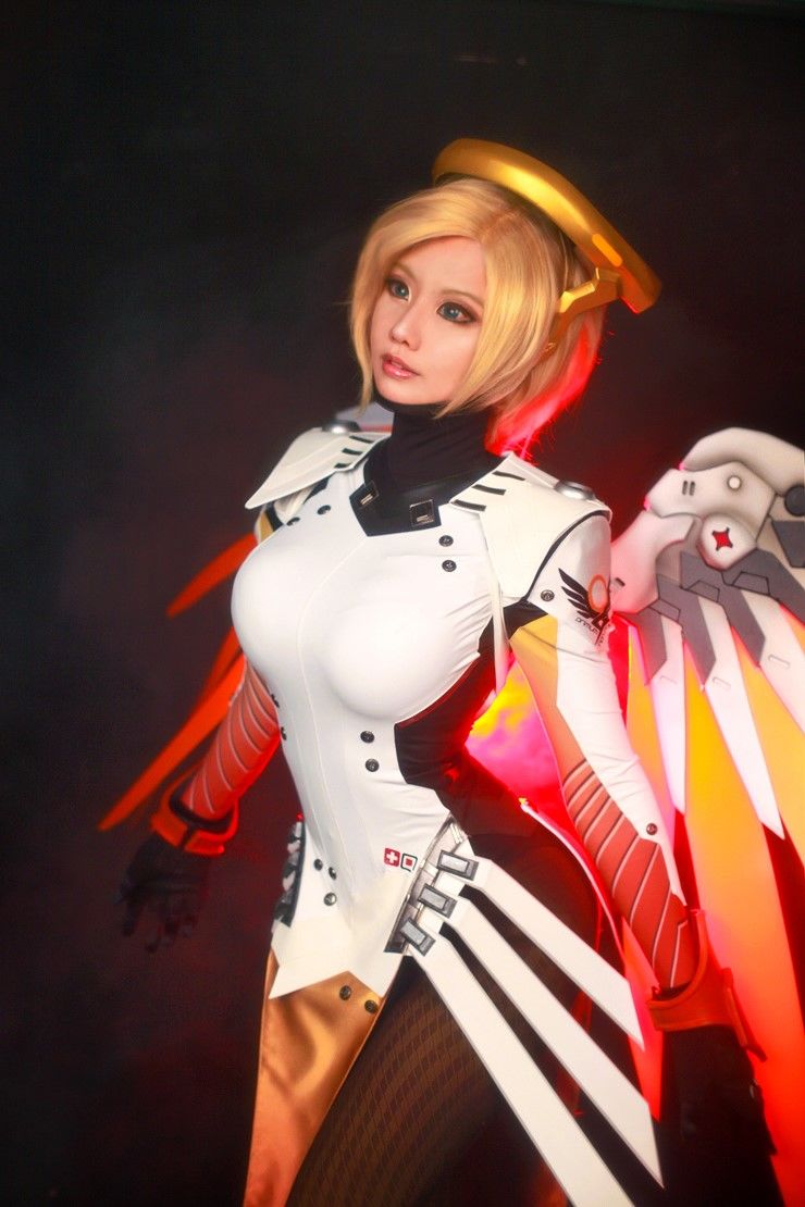 canh chừng, đề mercy cosplay