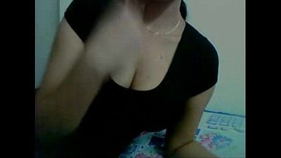 indian bigtits amateur babe on webcam performing exposing her pussy and boobs - 6 min