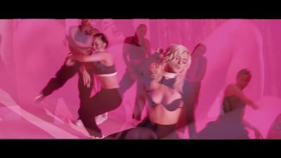 bebe rexha pas de Cassé coeurs ft. nicki Minaj
