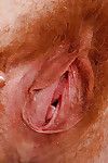 在 30 妻子 安娜 莫莉 表示 关闭 毛茸茸的 腋窝 和 阴道 靠近 起来 - 一部分 2
