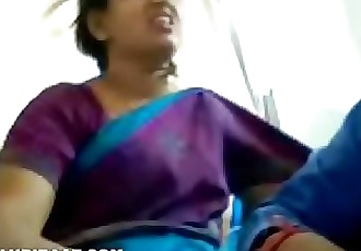 Sexy aunty fucking in saree with uncle 18 min