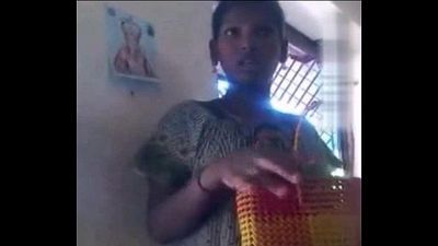 tamil Tímido India Chica Mostrando su Tetas a tendero 1 min 42 sec
