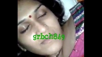 1234 Desi hot aunty taking lund n see her expression in saree - 20 sec