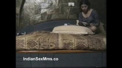 Mumbai Esccort Sex Video - IndianSexMms.Co - 7 min