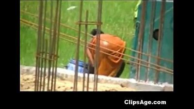 Desi woman caught bathing outdoors - 2 min